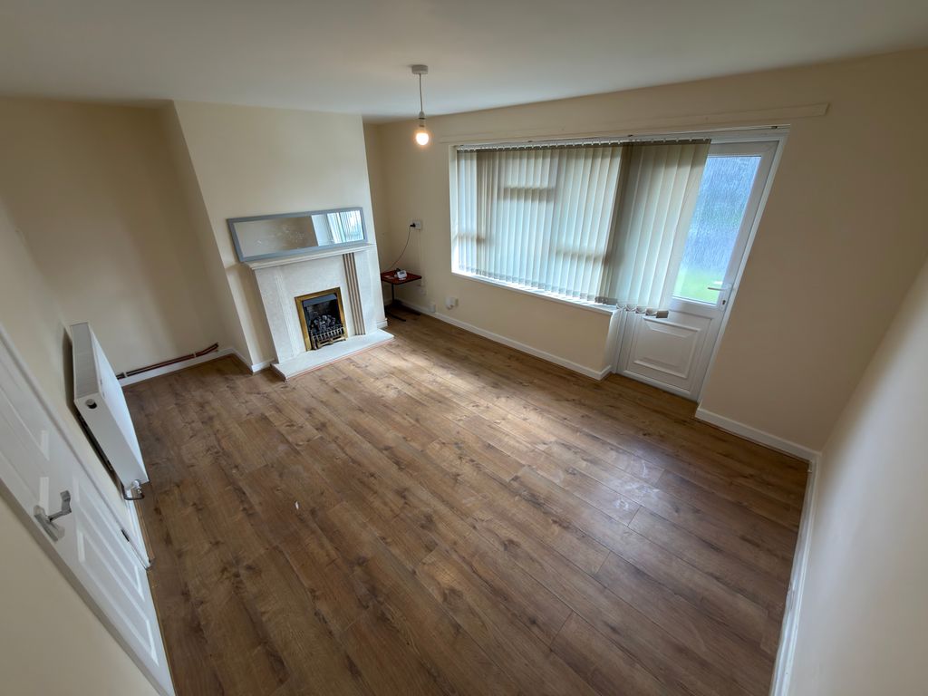 Property photo 3 of 9 Image