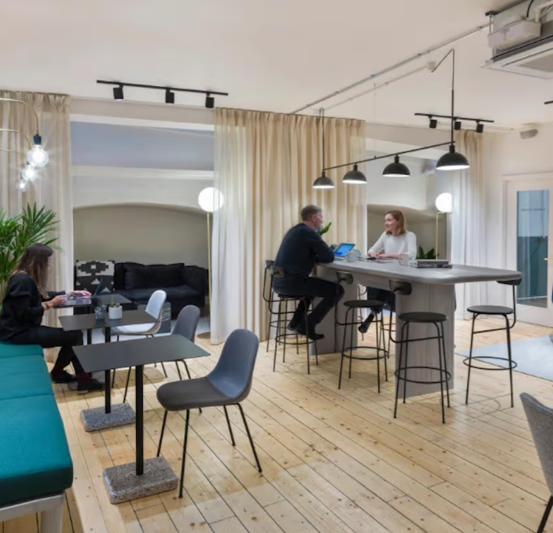 Property photo 2 of 9 Photo 1