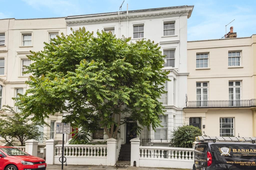 Property photo 2 of 9 External