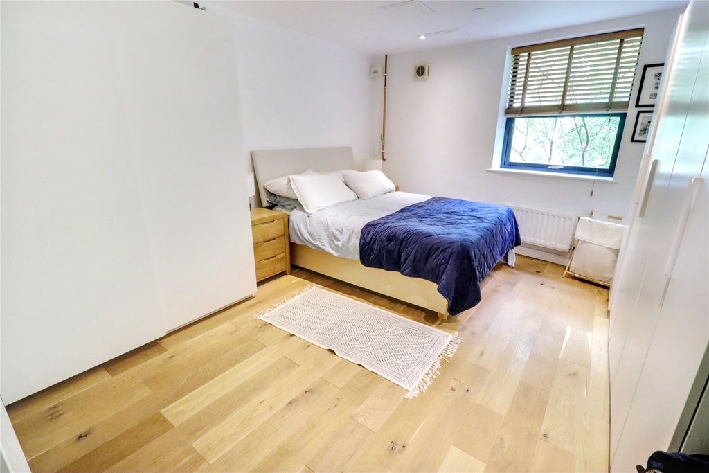 Property photo 3 of 8 Picture No. 08