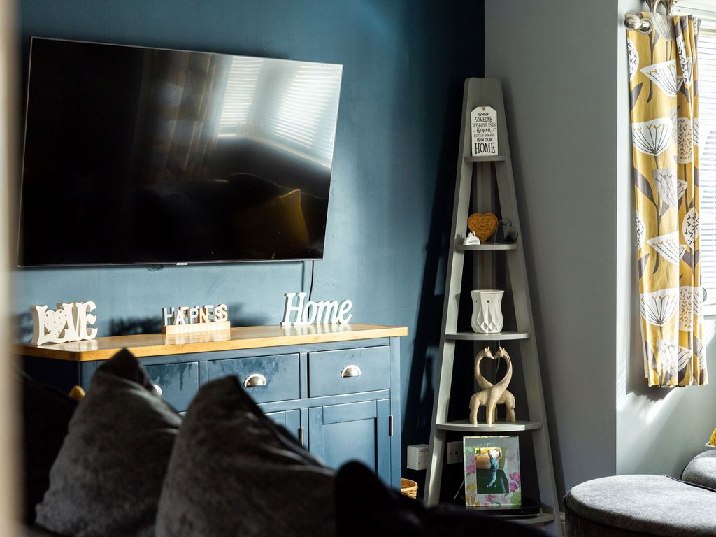 Property photo 3 of 30