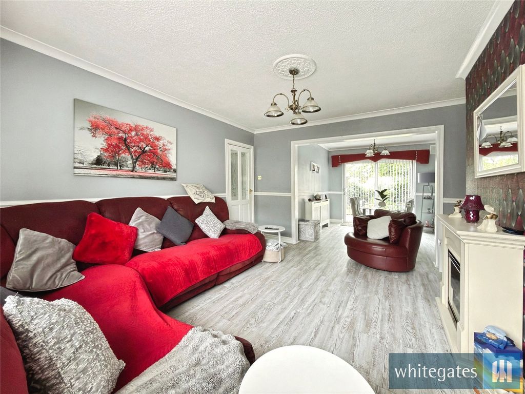 Property photo 3 of 19 Picture No. 12