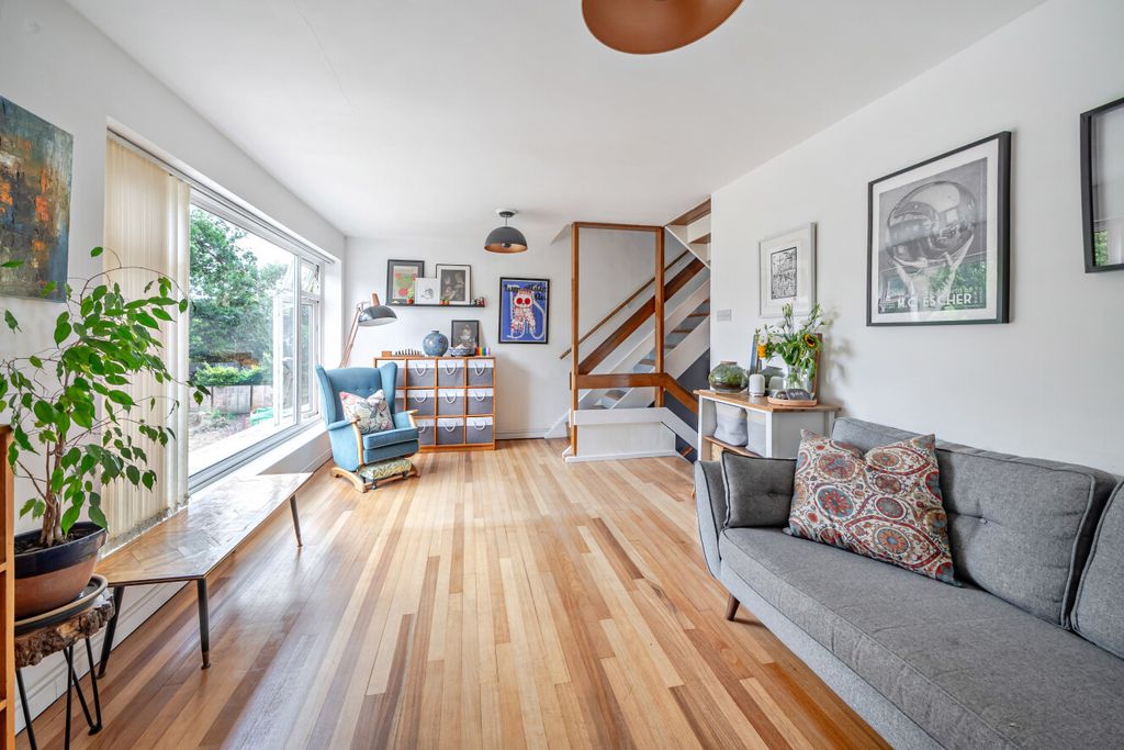 Property photo 1 of 25 1498517-12-6A6B43...