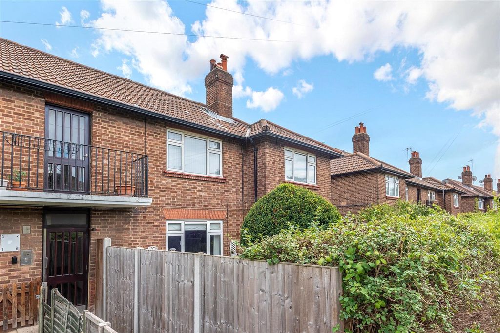 Property photo 1 of 12 1