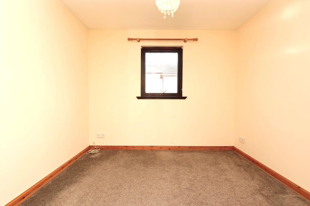 Additional image 9 of 1 bed flat for sale55 Murray Terrace, Smithton, Inverness. IV2