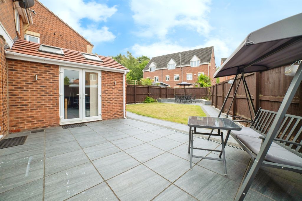 Property photo 2 of 18