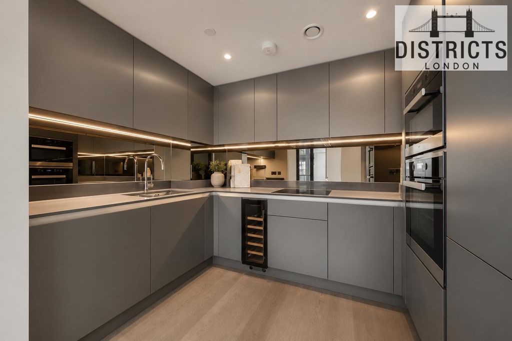 Property photo 3 of 19 Kitchen 1.Png