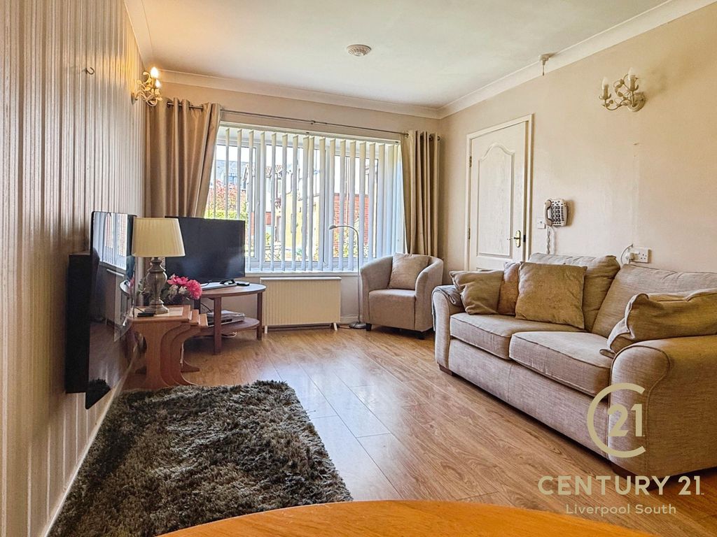 Property photo 2 of 17