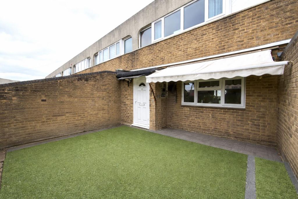 Property photo 1 of 6