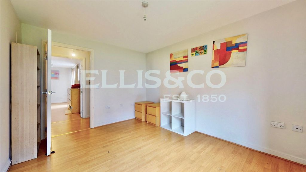 Property photo 1 of 23 Picture No. 39