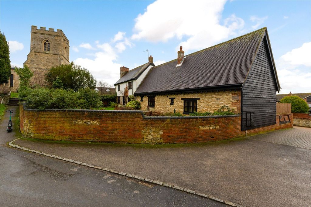 Property photo 1 of 30 Front