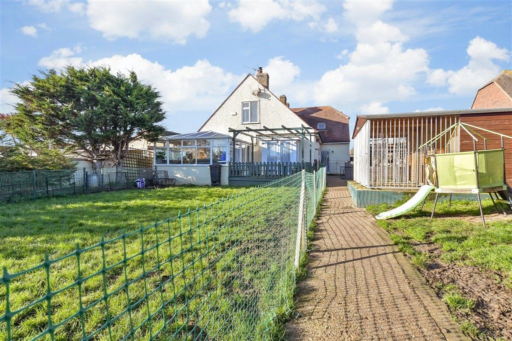 Property photo 2 of 22 Rear Garden