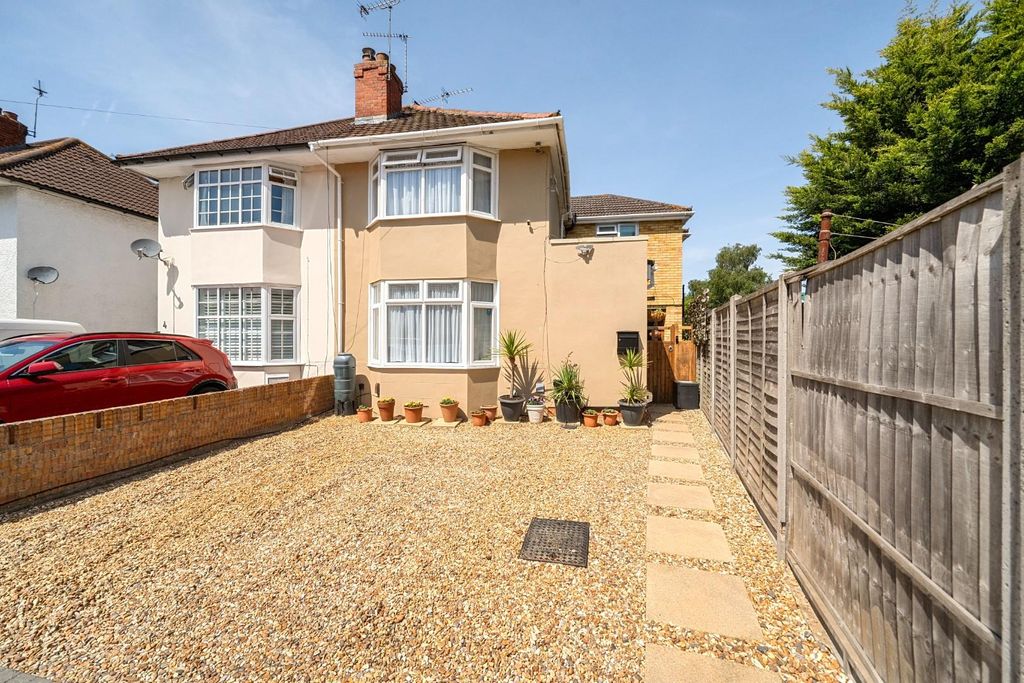 Property photo 1 of 24