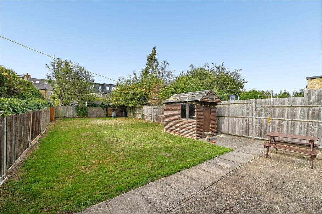 Property photo 3 of 11 Picture No. 01