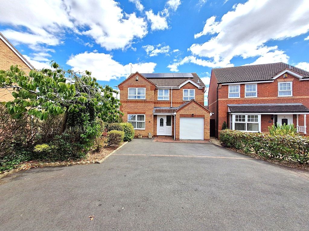 Property photo 2 of 33 5338555
