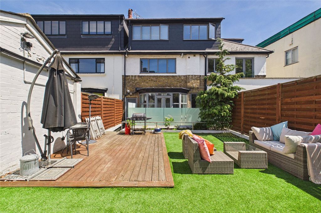 Property photo 1 of 12 Picture No. 06
