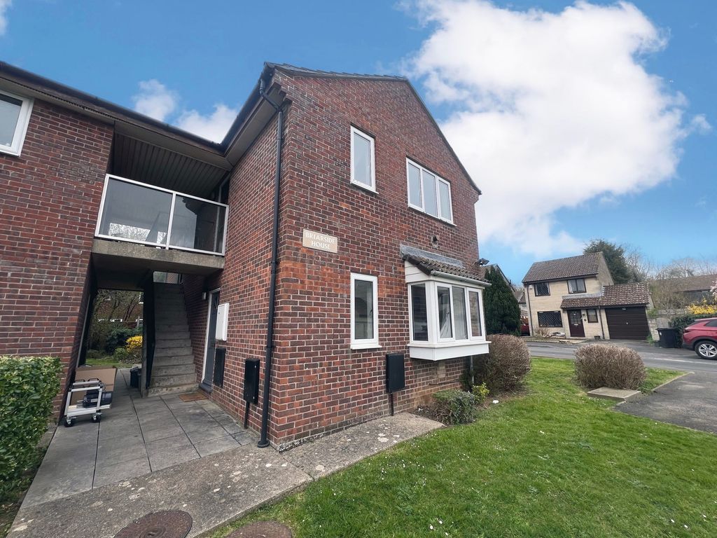 Property photo 1 of 6