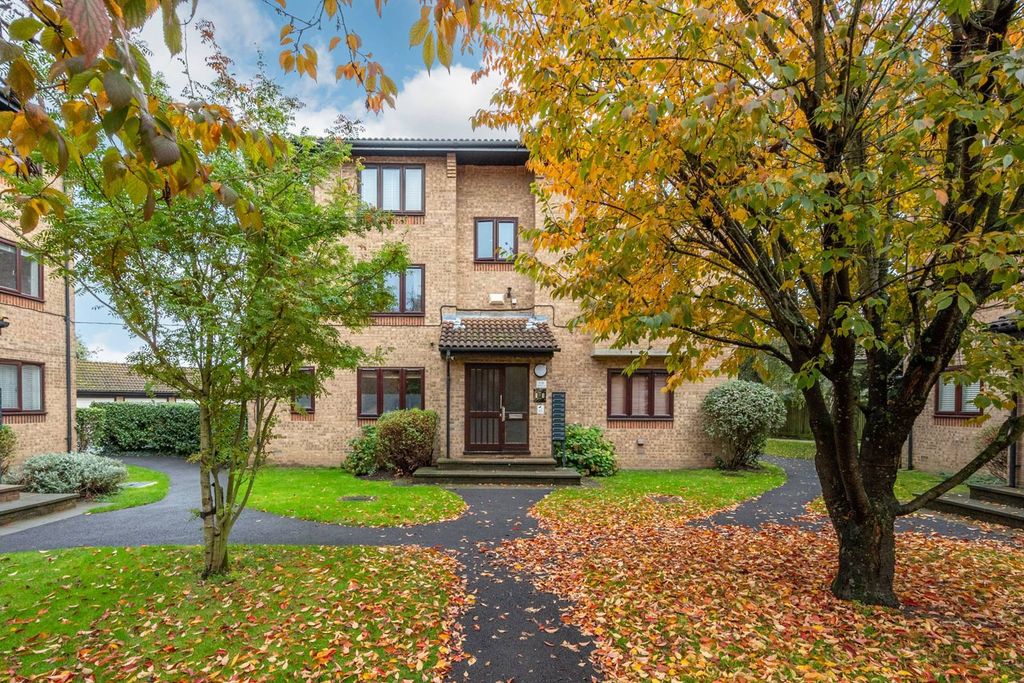 Property photo 1 of 5