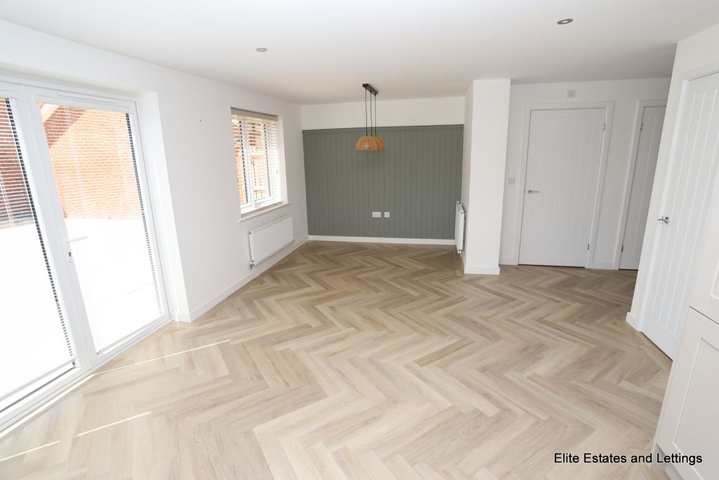 Property photo 2 of 21 03-Img_0494
