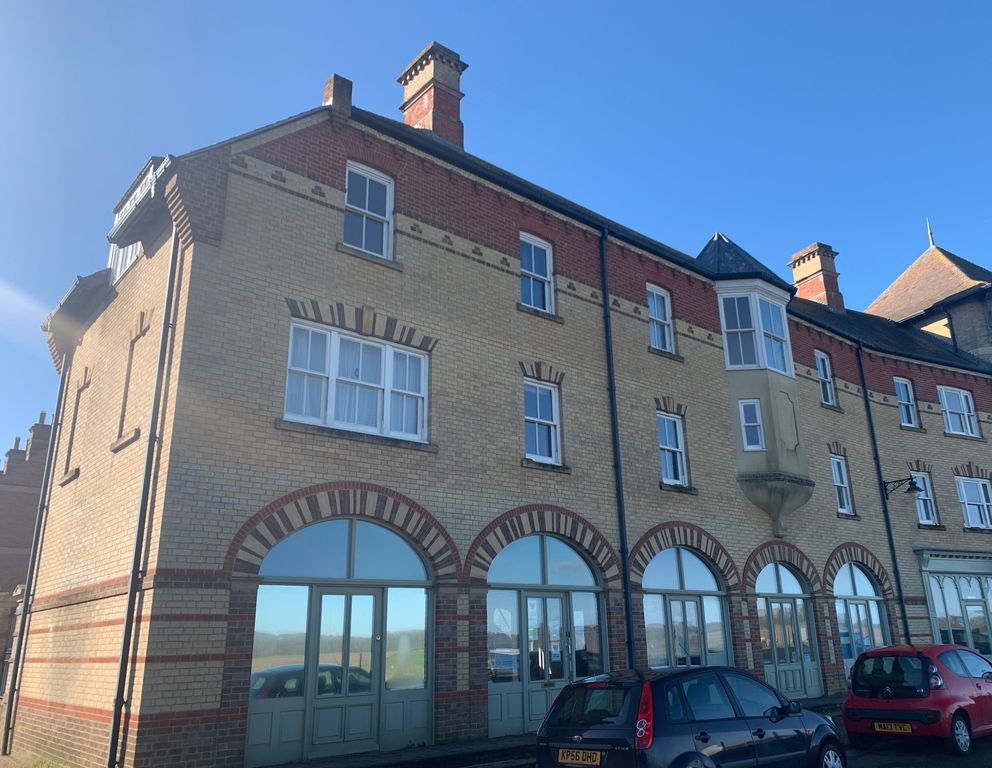 Property photo 1 of 3