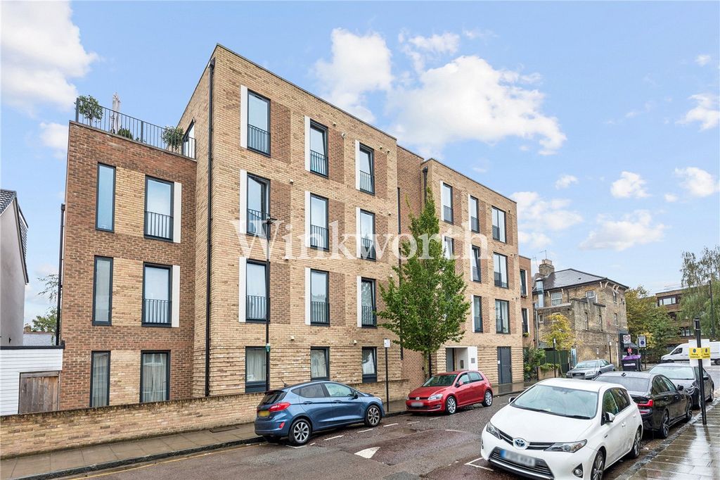 Property photo 2 of 15 Picture No. 01