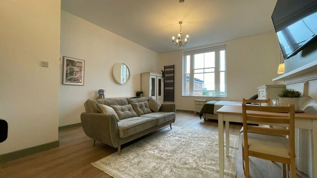 Property photo 2 of 7 A Spacious And Inviting Large Modern Living Room W...