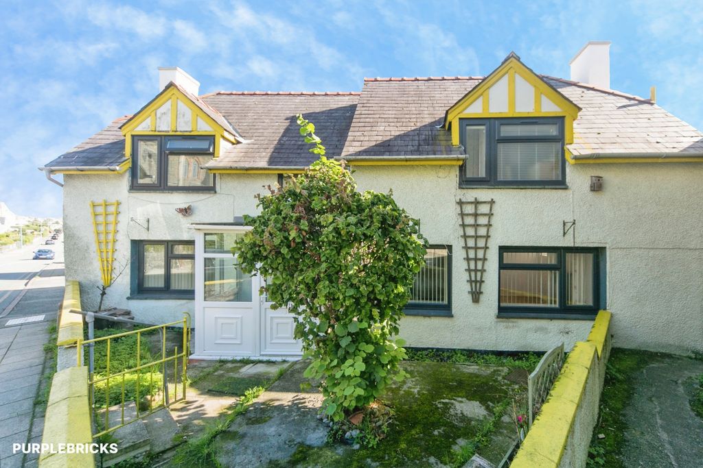 Property photo 1 of 20