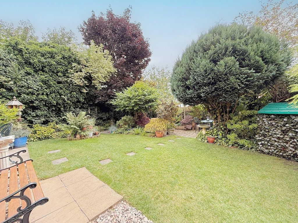 Property photo 3 of 27 Rear Garden