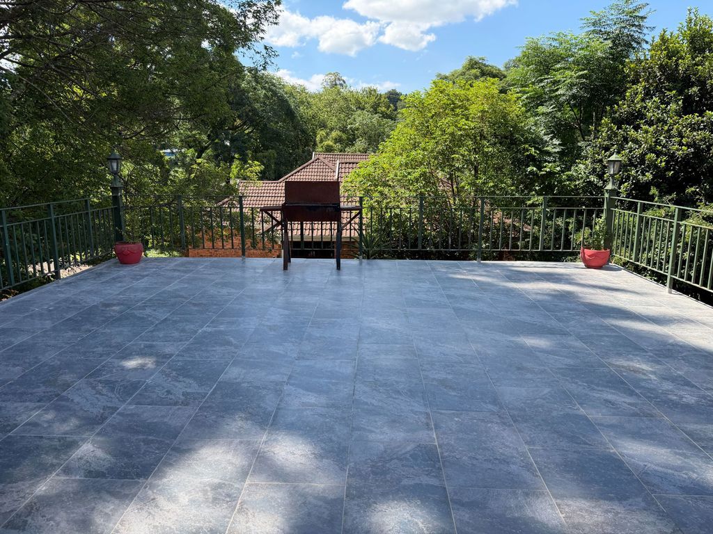 Property photo 3 of 33 1Pm1718597