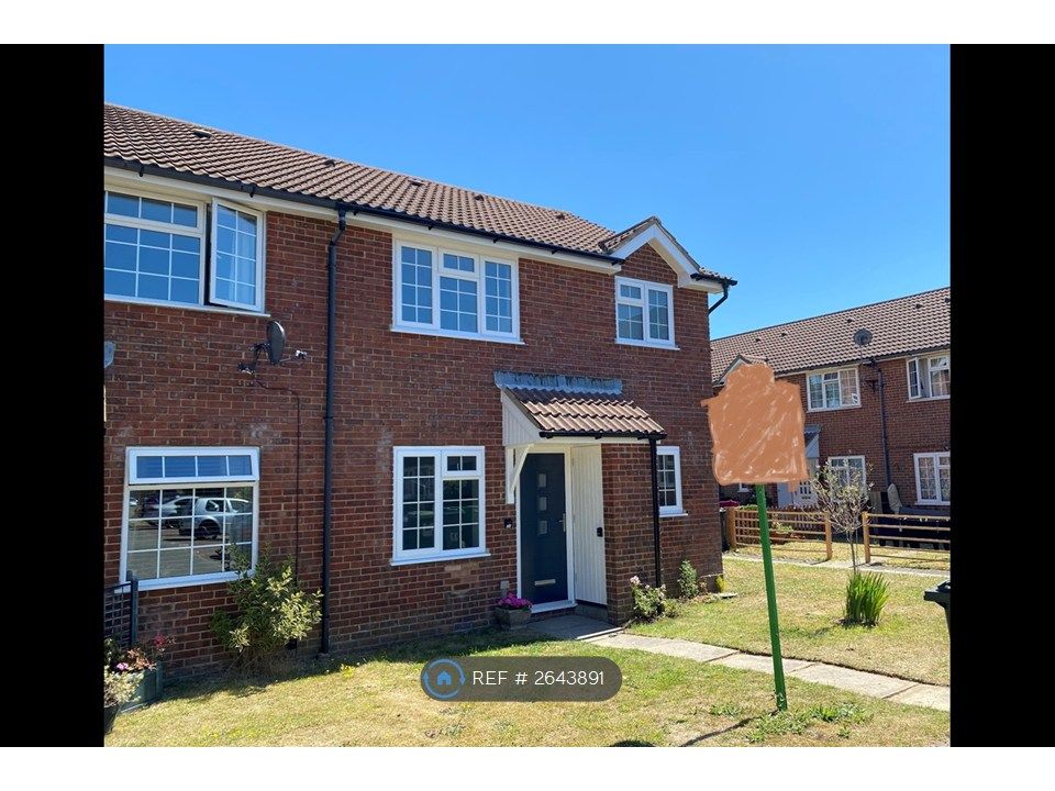 Property photo 1 of 10 Spacious Outside Area With Own Parking Space