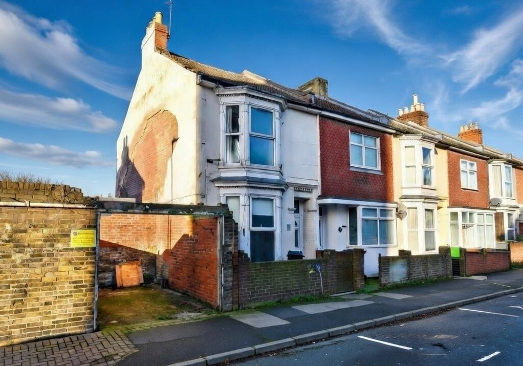 Property photo 1 of 1