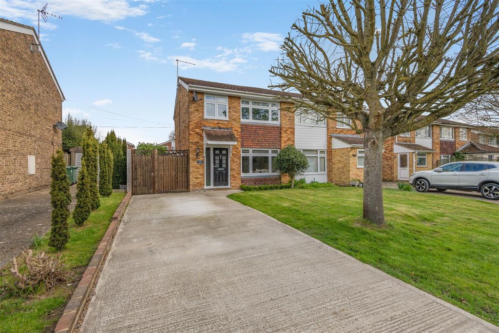 Property photo 1 of 15 Front External