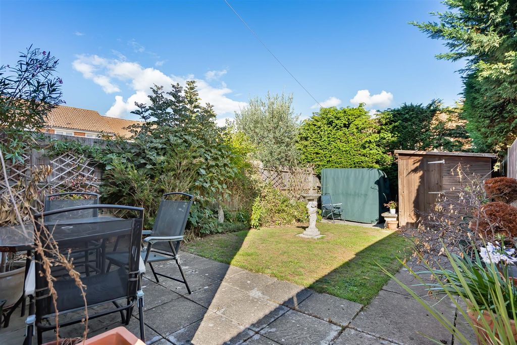 Property photo 3 of 16 7_92509.Jpg
