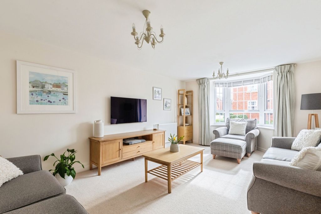 Property photo 2 of 19 Pbox-Img.Jpg