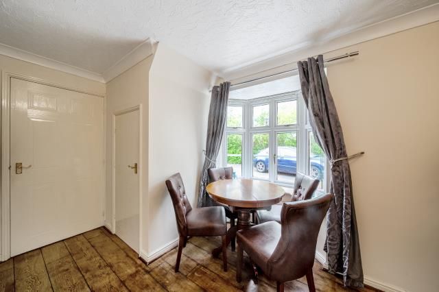 Property photo 3 of 19 Dining Room
