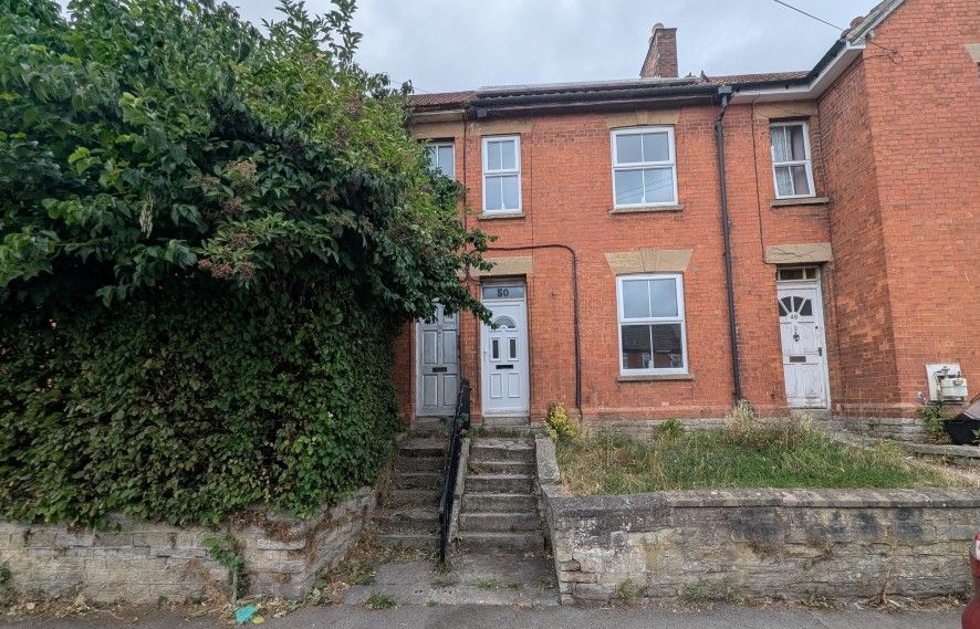 Property photo 1 of 12