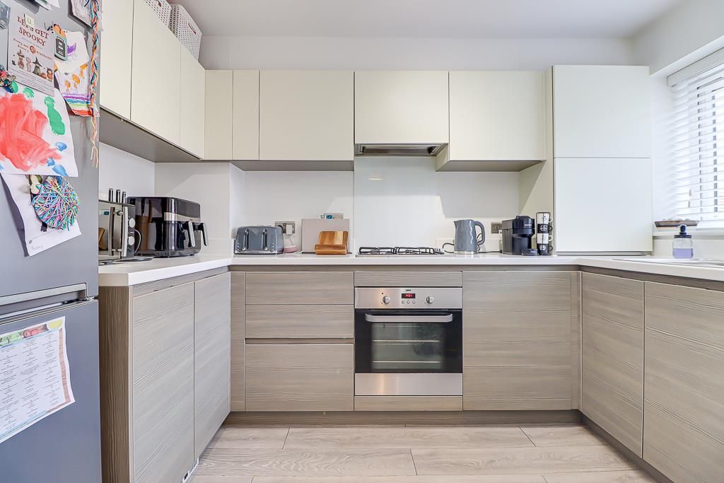 Property photo 2 of 30 Kitchen