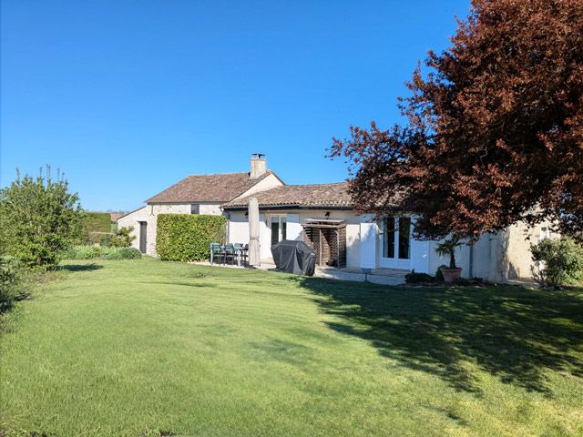 Property photo 1 of 31