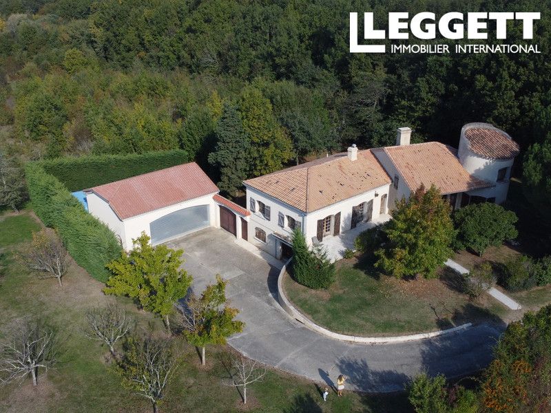 Property photo 2 of 10