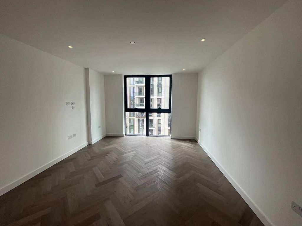 Property photo 3 of 22 257490469190260027.Jpg