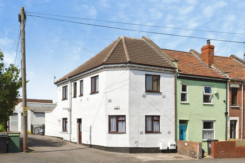 Property photo 1 of 13