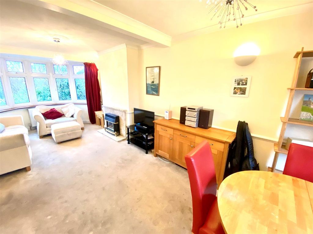 Property photo 3 of 11 Ld 32.Jpg