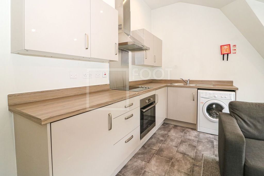 Property photo 2 of 24