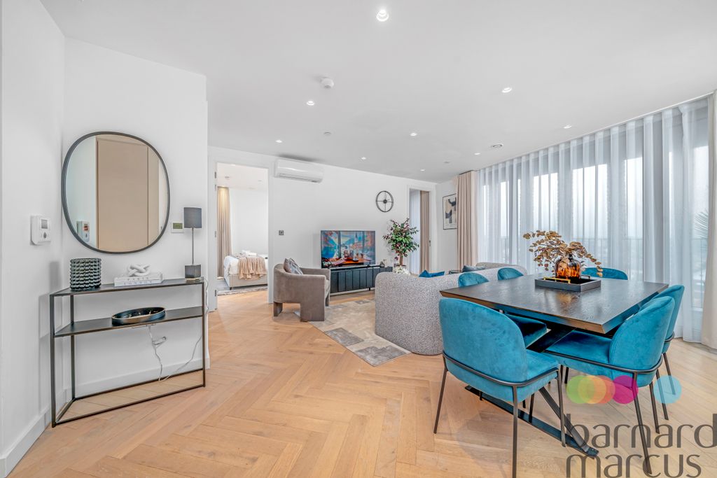 Property photo 1 of 14 Kitchen