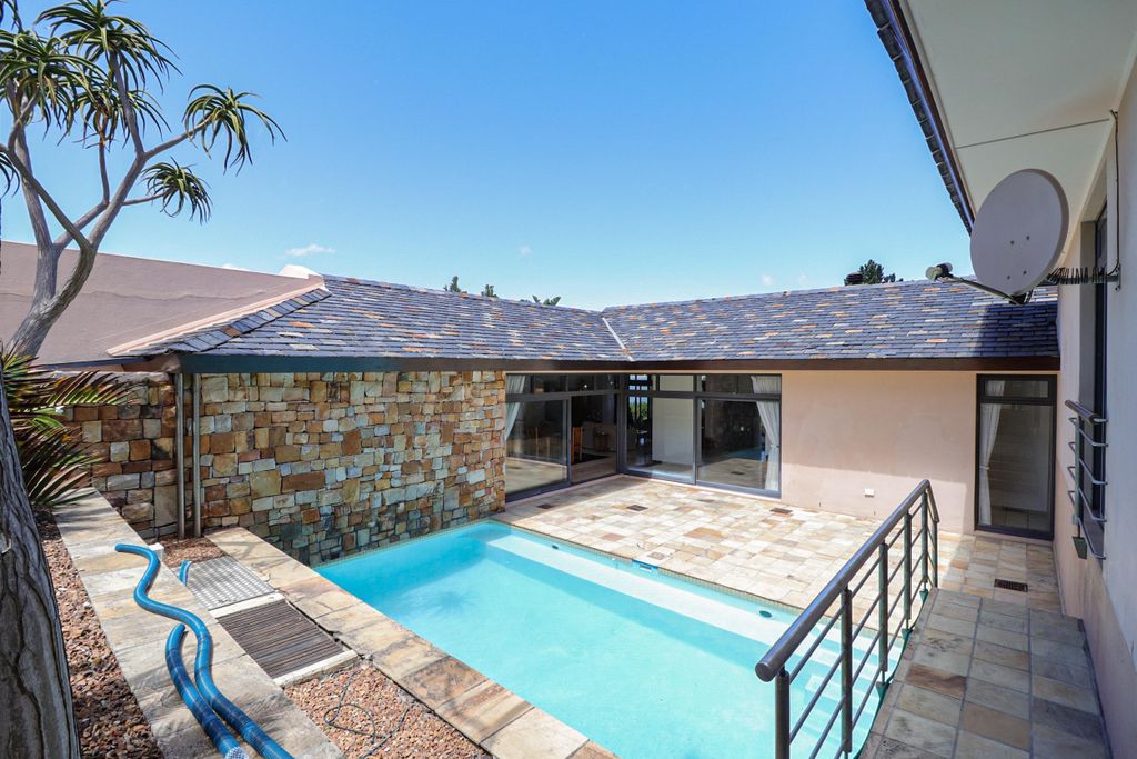 Property photo 1 of 59