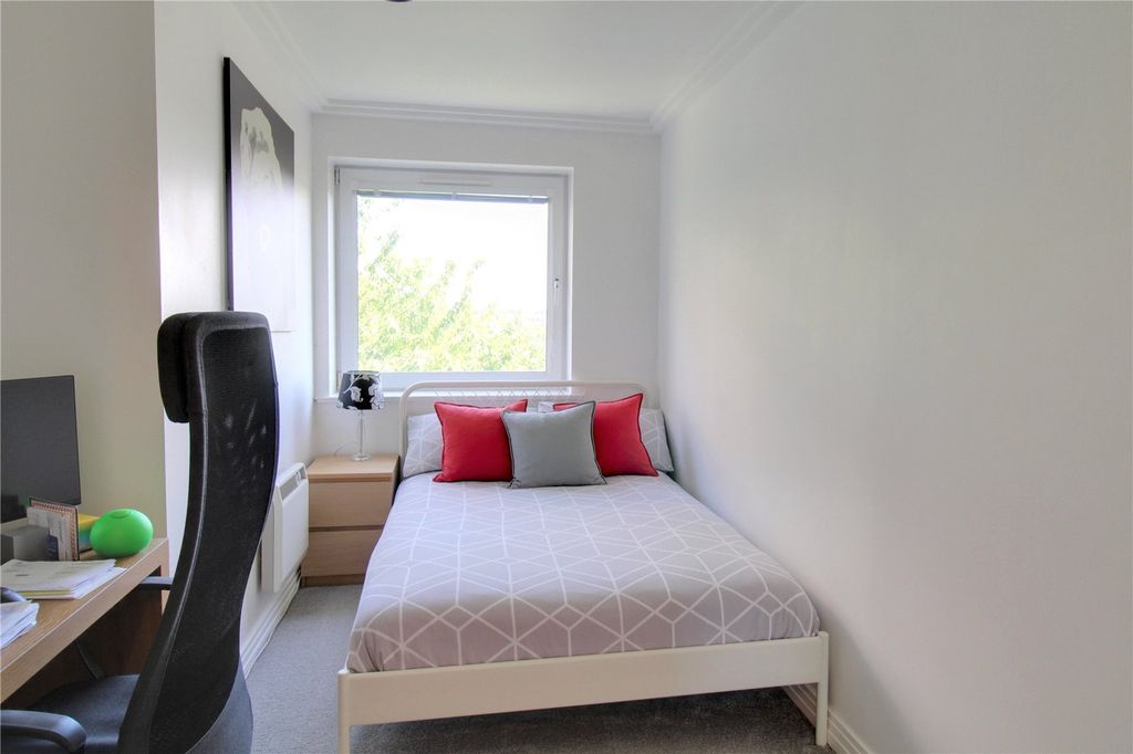 Property photo 1 of 13 Picture No. 02