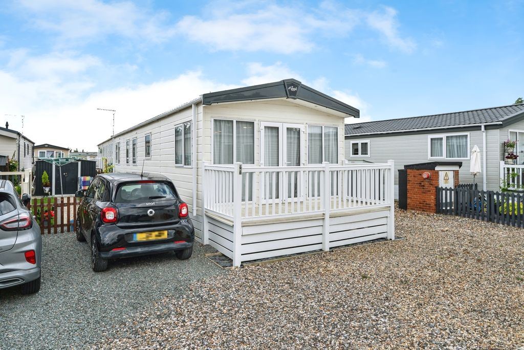 Property photo 1 of 17 Photo