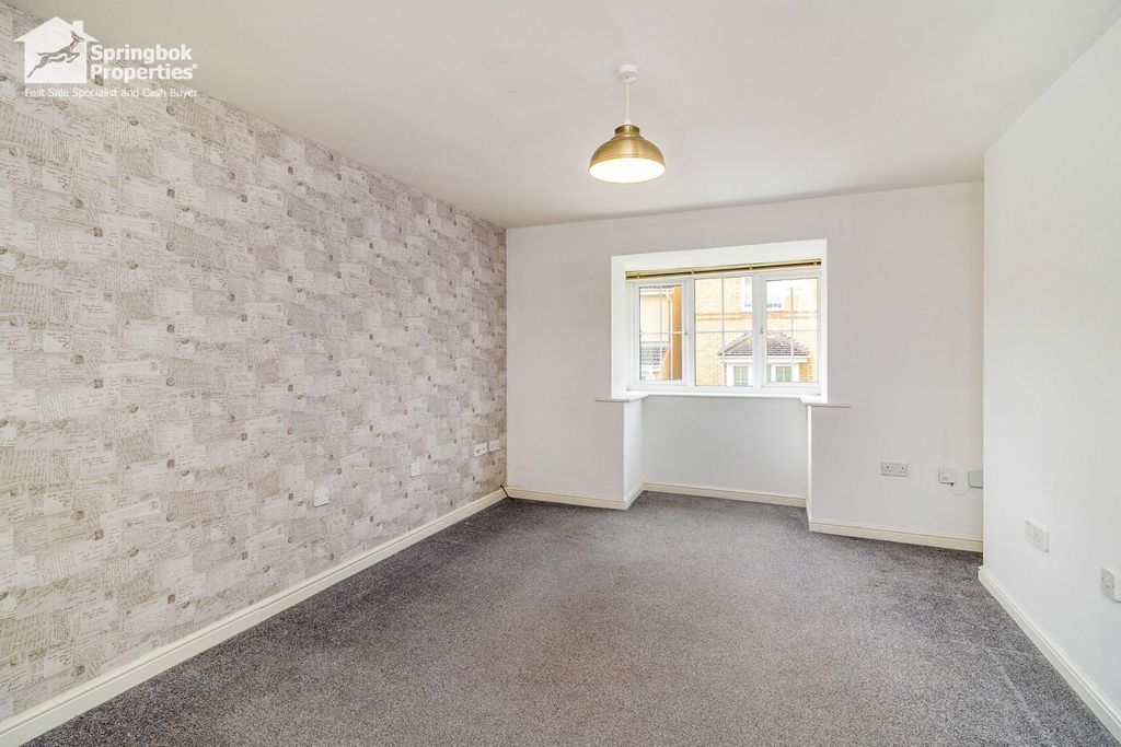 Property photo 2 of 11 Image 1