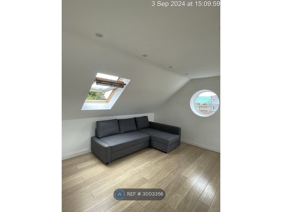 Property photo 3 of 4
