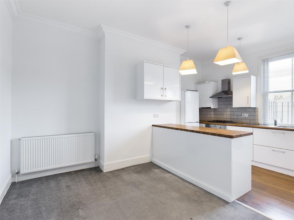 Property photo 2 of 11 Cam00771P1-Pr0118-Still05.Jpg